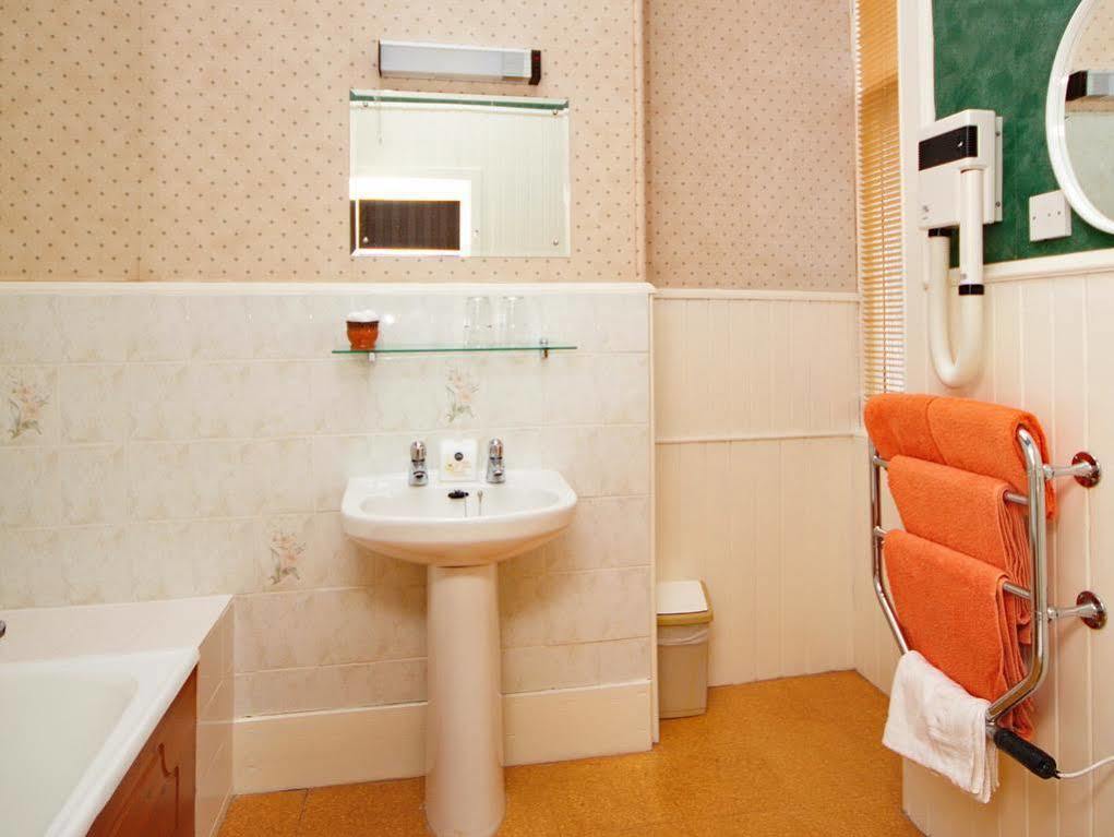 Birchwood Hotel พิทลอครี ภายนอก รูปภาพ